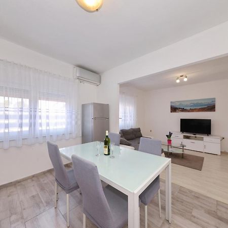 Apartment Mirela Zadar Ngoại thất bức ảnh